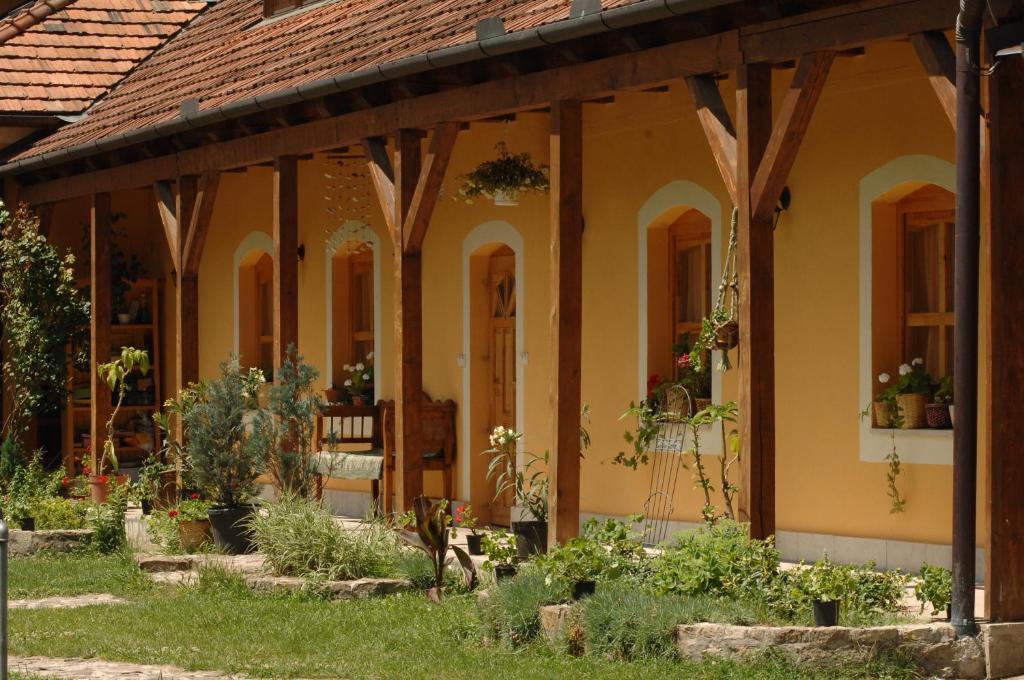 Eletfa Vendeghaz Hotel Егер Екстериор снимка