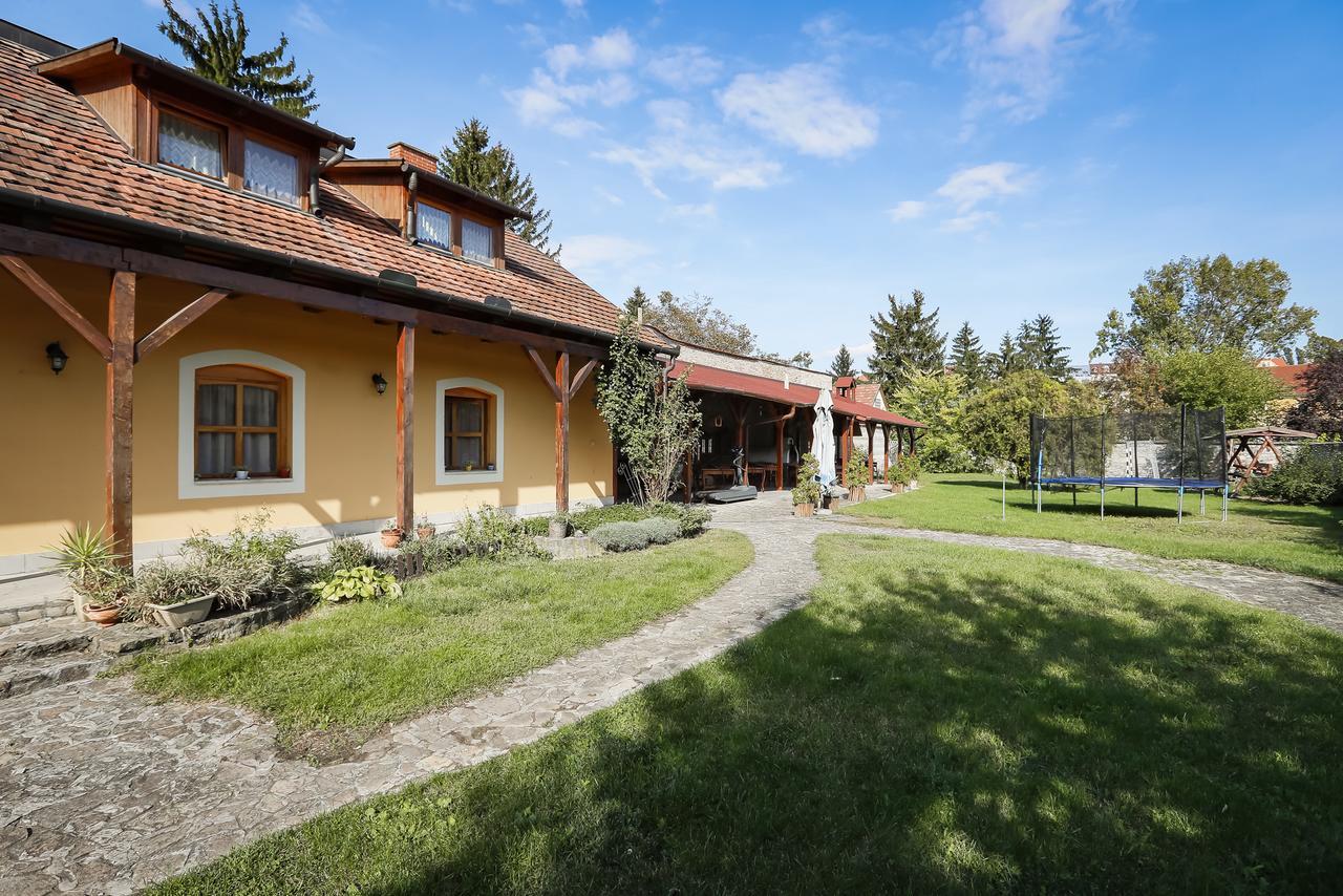 Eletfa Vendeghaz Hotel Егер Екстериор снимка