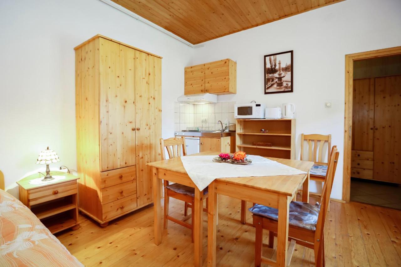 Eletfa Vendeghaz Hotel Егер Екстериор снимка